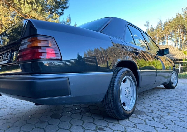 Mercedes-Benz W124 (1984-1993) cena 23900 przebieg: 244020, rok produkcji 1991 z Nowy Sącz małe 379